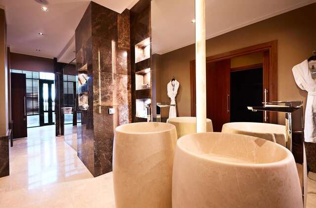 Отель Renaissance Minsk Hotel Минск-17
