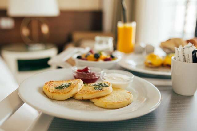 Отель Renaissance Minsk Hotel Минск-32